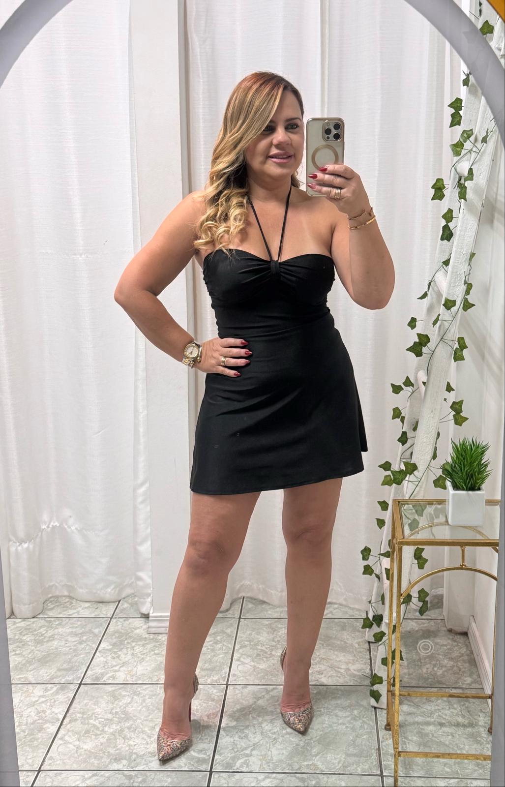 Line Dress With Stretch Frabric and Black Neck Tie